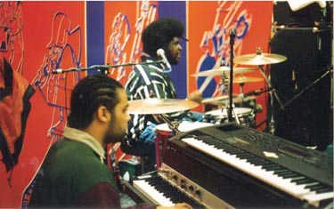 The Roots Live
